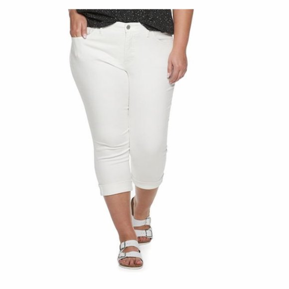 EVRI Pants & Jumpsuits Xsoldx Evri Denim Capris 5 Pocket White